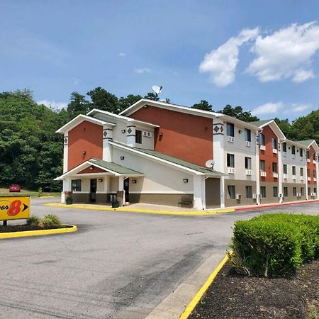 Super 8 By Wyndham Salem Va Motell Exteriör bild